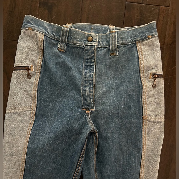 1970’s Vintage Lee Two-Toned, Reversible Flare Denim Jeans - Picture 2 of 10
